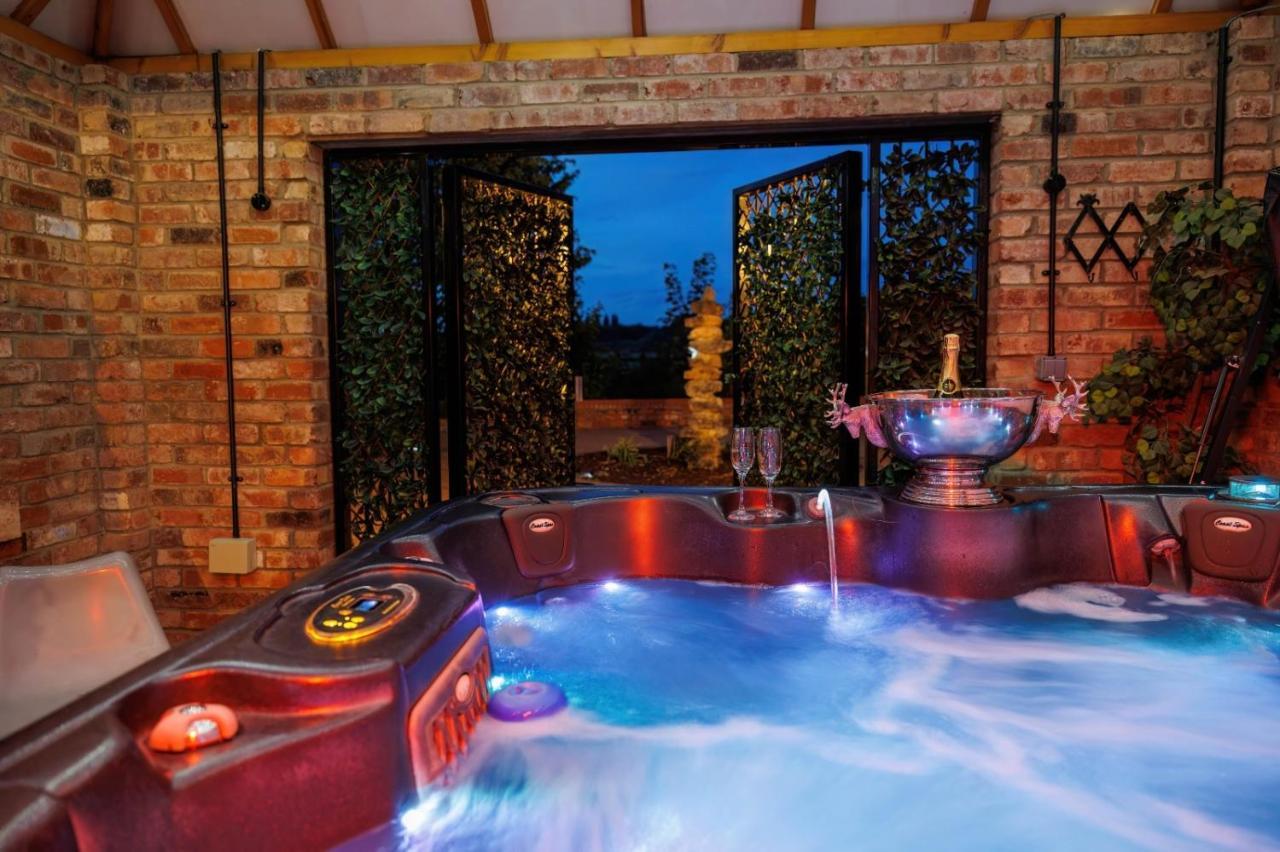 Lincoln Holiday Retreat View With Private Hot Tub Kültér fotó